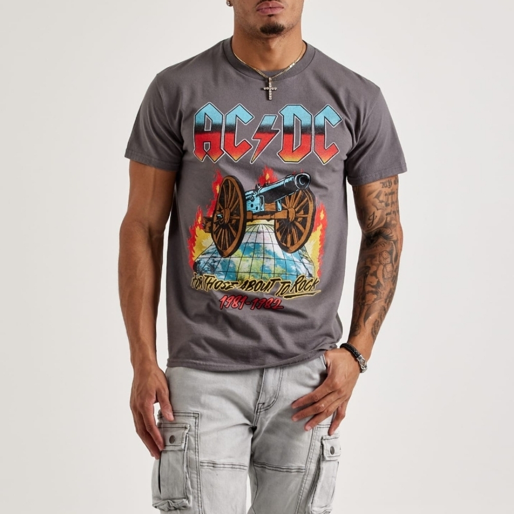Sale: Mens Gray Washed Graphic Tee - 2XL